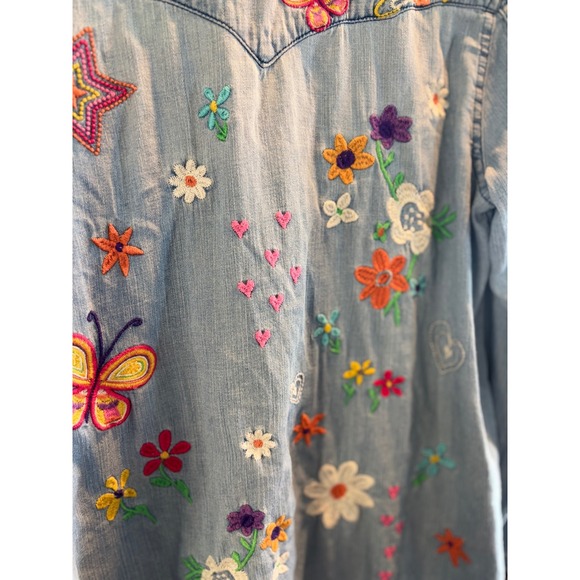 BILLY T Embellished Denim Shirt Butterflies Flowers Stars Button Down Top Women - Picture 16 of 16